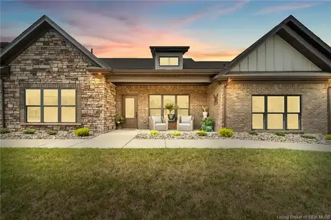 906 Glenwood Gardens Drive, Sellersburg, IN 47172