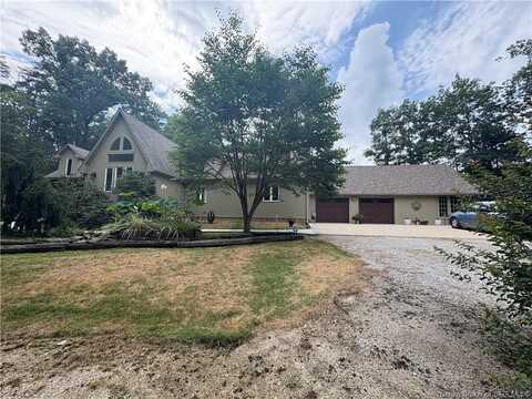 5809 W Oak Hill Road, Scottsburg, IN 47170