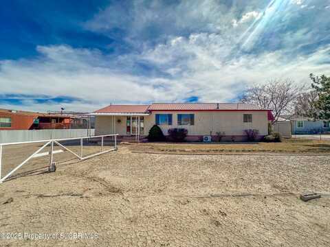 1925 COYOTE Drive, Farmington, NM 87401
