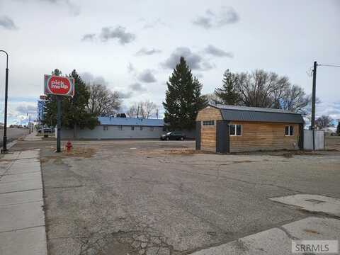 242 Front Street, Arco, ID 83213