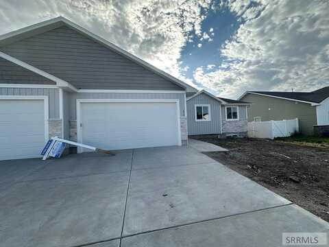 570 Cutler Avenue, Sugar City, ID 83448
