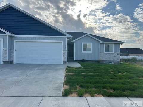 586 Austin Avenue, Sugar City, ID 83448