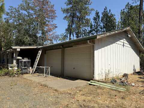 2494 Jumpoff Joe Creek Road, Grants Pass, OR 97526