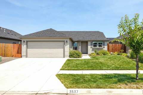 3537 Durst Street, Medford, OR 97504