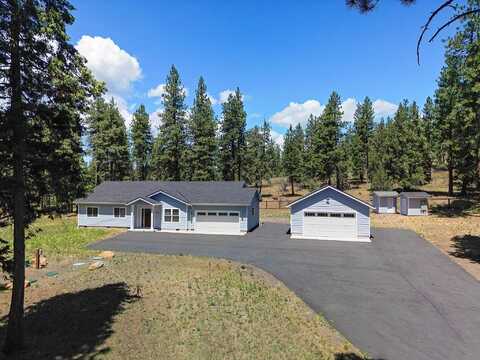 8710 Ponderosa Place, Klamath Falls, OR 97601