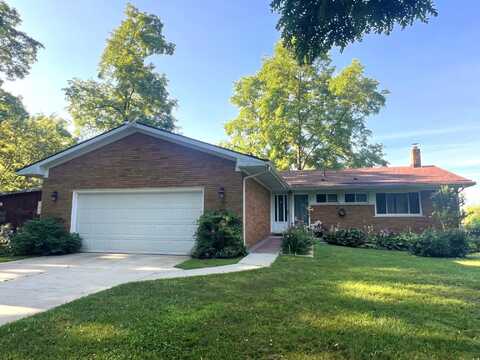 10262 Faussett, Fenton, MI 48430