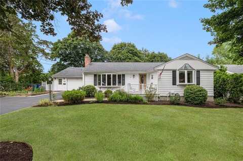 81 Edmond Drive, Warwick, RI 02886