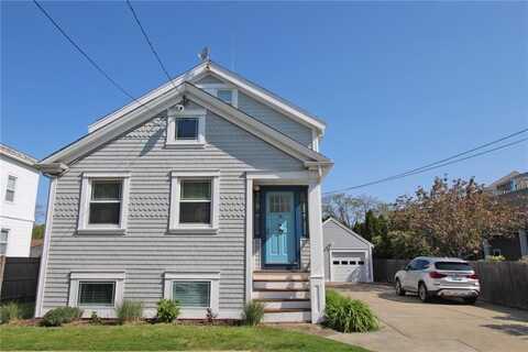 28 W Narragansett Avenue, Newport, RI 02840