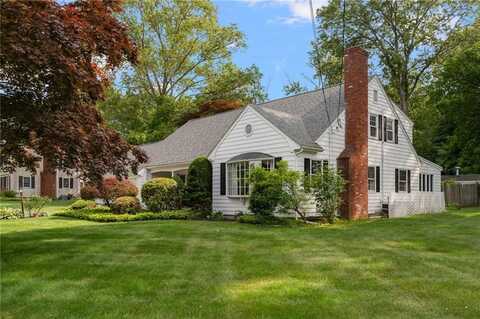 24 Kirkbrae Drive, Lincoln, RI 02865