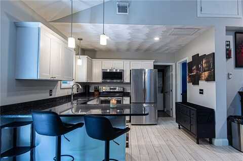 69 Junction Street, Warwick, RI 02889