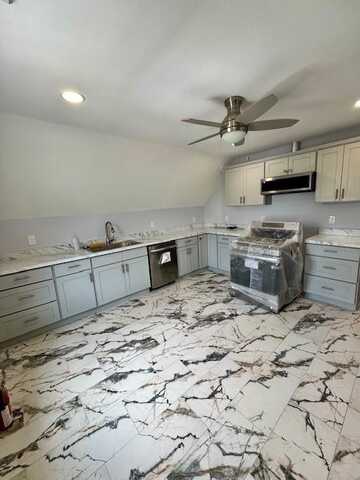 93 Chapin Avenue, Providence, RI 02909