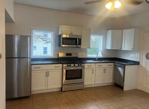 85 East George Street, Providence, RI 02906
