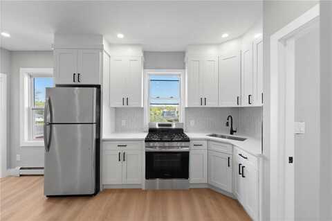 735 Broadway, Pawtucket, RI 02861