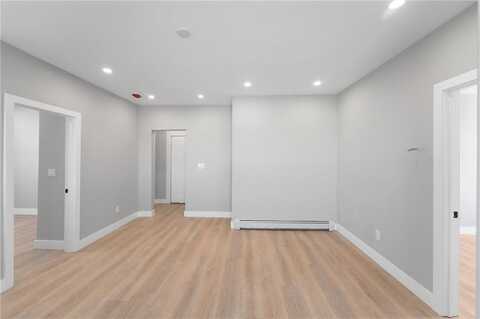 735 Broadway, Pawtucket, RI 02861