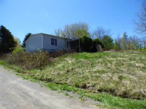 185 Coxs Trailer Park Road, Wytheville, VA 24382