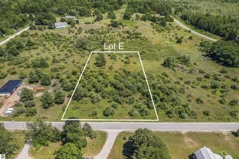 00-E Airport Road, Frankfort, MI 49635