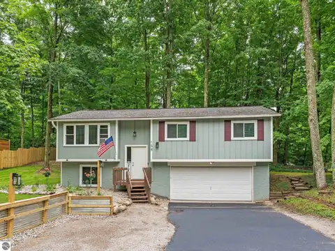 159 Waxwing Drive, Traverse City, MI 49696
