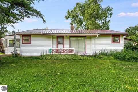 7257 W Esmond Road, Hale, MI 48739