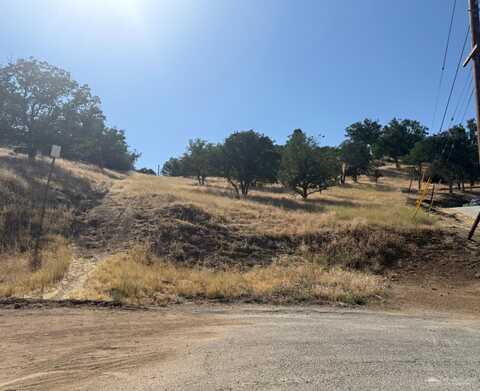 21621 Stage Drive, Tehachapi, CA 93561