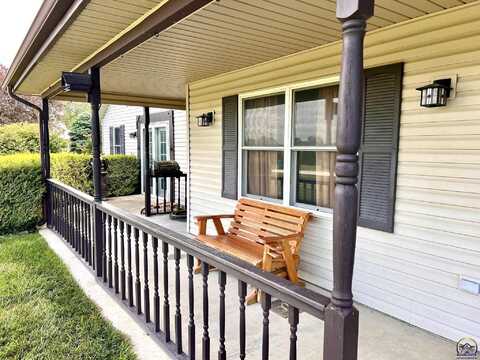 15700 Rock Island RD, Mayetta, KS 66509