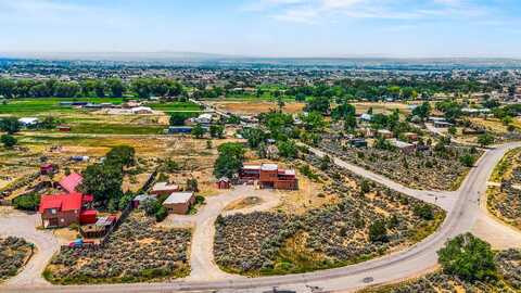 176 Maestas Rd, Ranchos de Taos, NM 87557