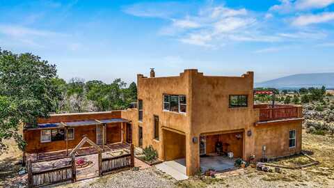 176 Maestas Rd, Ranchos de Taos, NM 87557