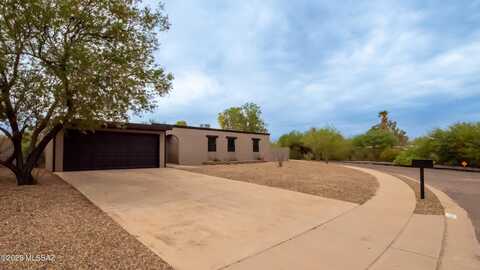 8418 E Calle Bolivar, Tucson, AZ 85715