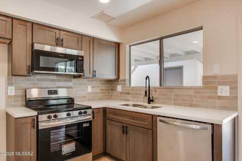 2965 W San Juan Terrace, Tucson, AZ 85713