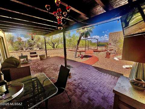 770 W Camino Iturbide, Green Valley, AZ 85622