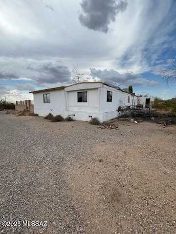 4517 S San Joaquin Road, Tucson, AZ 85735