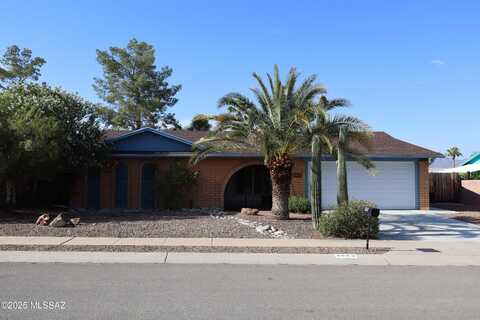 4063 W Tobira Street, Tucson, AZ 85741