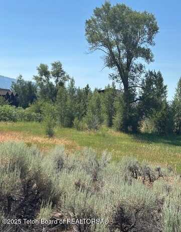 1121 RAINBOW Loop, Driggs, ID 83422