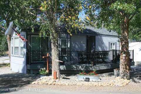 22 STAGECOACH Lane, Thayne, WY 83127