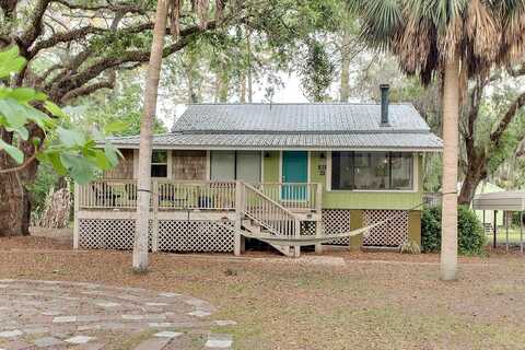 21 Saint James Street, Panacea, FL 32346