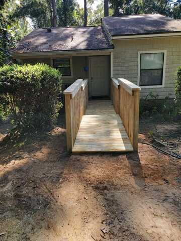 3447 Bear Creek Road unit: B, Tallahassee, FL 32308
