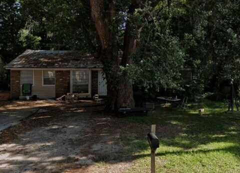 2922 Oakwood Drive, Tallahassee, FL 32304