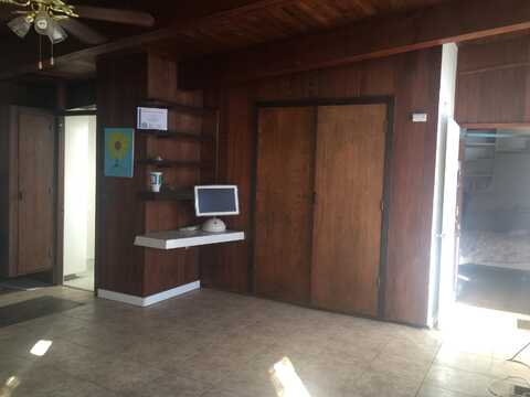 1206 S Giddings Street, Visalia, CA 93277