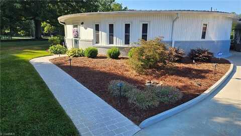 191 Howell Drive, Denton, NC 27239
