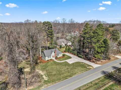 4991 Fleetwood Circle, Winston Salem, NC 27106
