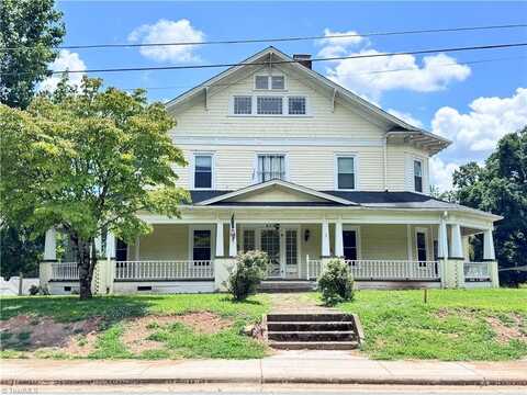 639 Elk Spur Street, Elkin, NC 28621