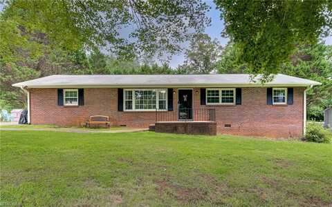 5105 Yukon Road, Walkertown, NC 27051