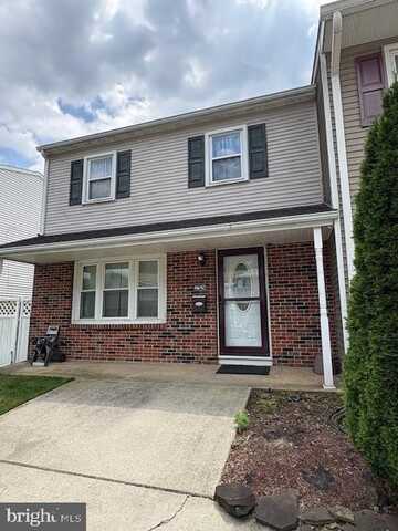 2524 GIRARD AVENUE, READING, PA 19609