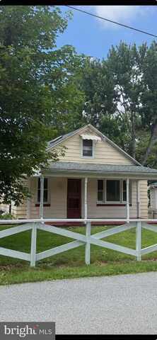 211 ZION ROAD, MOUNT HOLLY SPRINGS, PA 17065