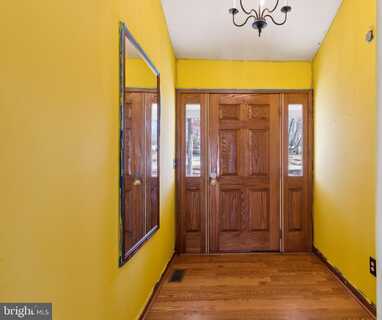 201 HAPPY CREEK ROAD, LOCUST GROVE, VA 22508