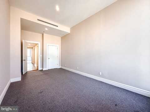 10 E LEE STREET, BALTIMORE, MD 21202
