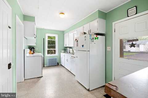 525 FORTY FOOT ROAD, LANSDALE, PA 19446
