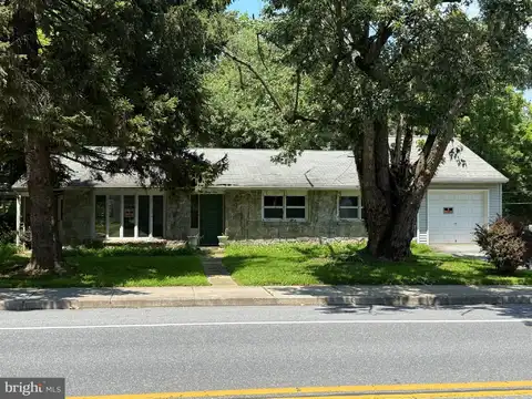 839 S STATE STREET, EPHRATA, PA 17522