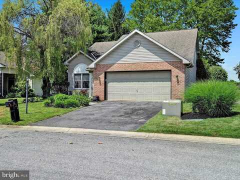622 PONDSIDE LANE, LEBANON, PA 17042