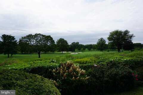 927 FAIRWAY DRIVE NE, VIENNA, VA 22180
