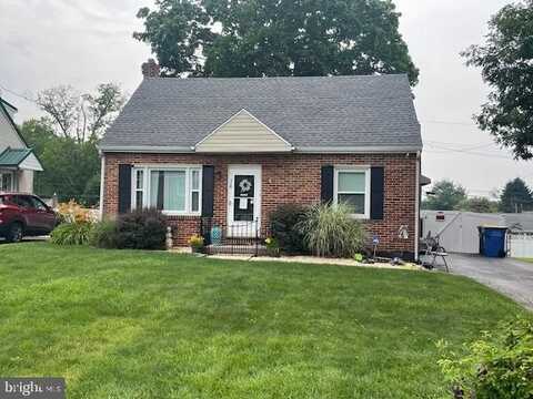 320 GREYSTONE ROAD, YORK, PA 17402